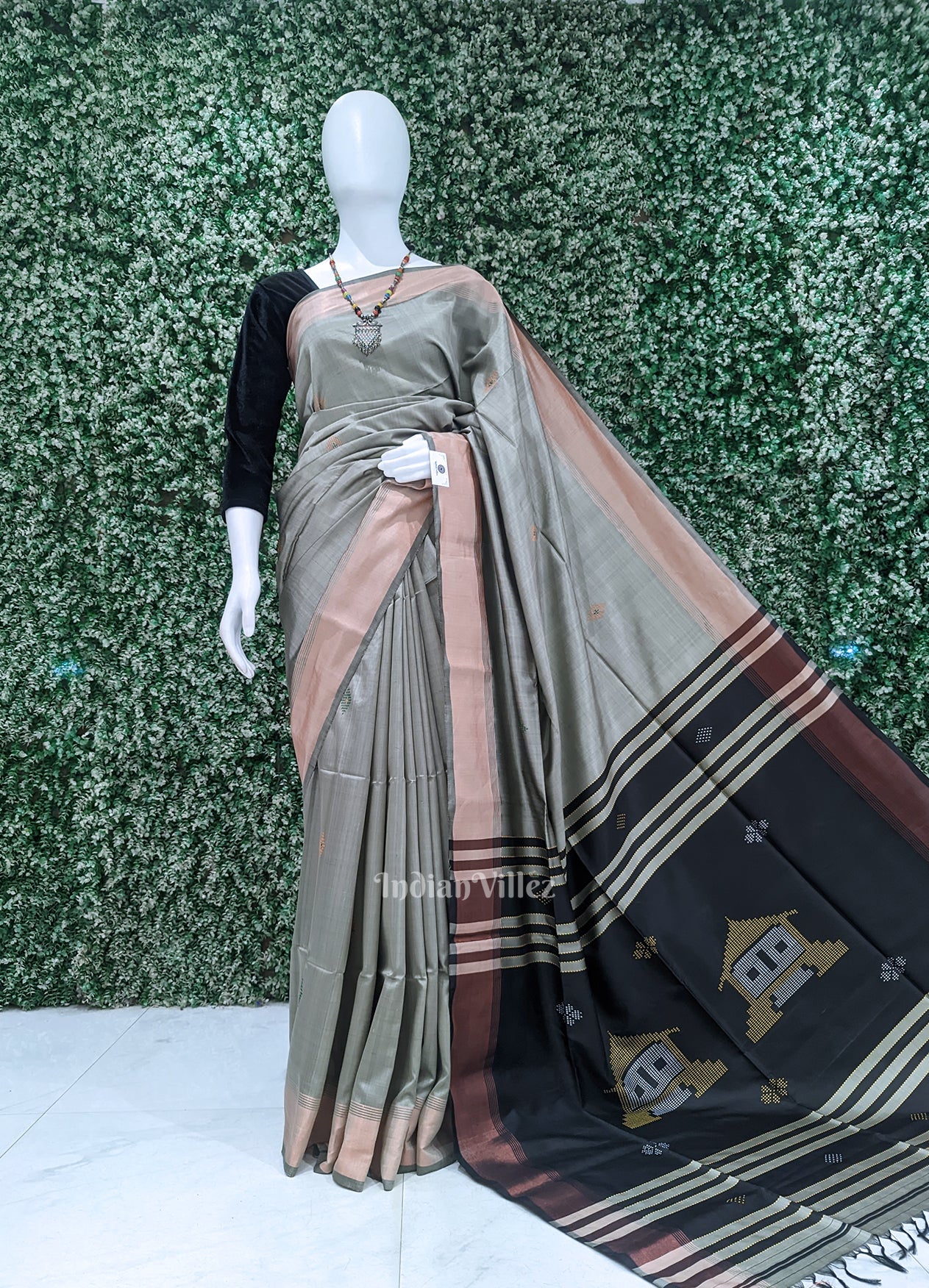 Cream Black Pure Bishnupuri Silk Saree