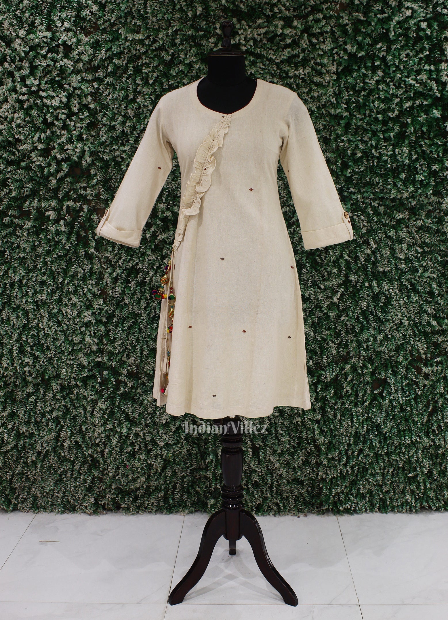 Off White Kotpad Cotton Pattern Kurti  for Women