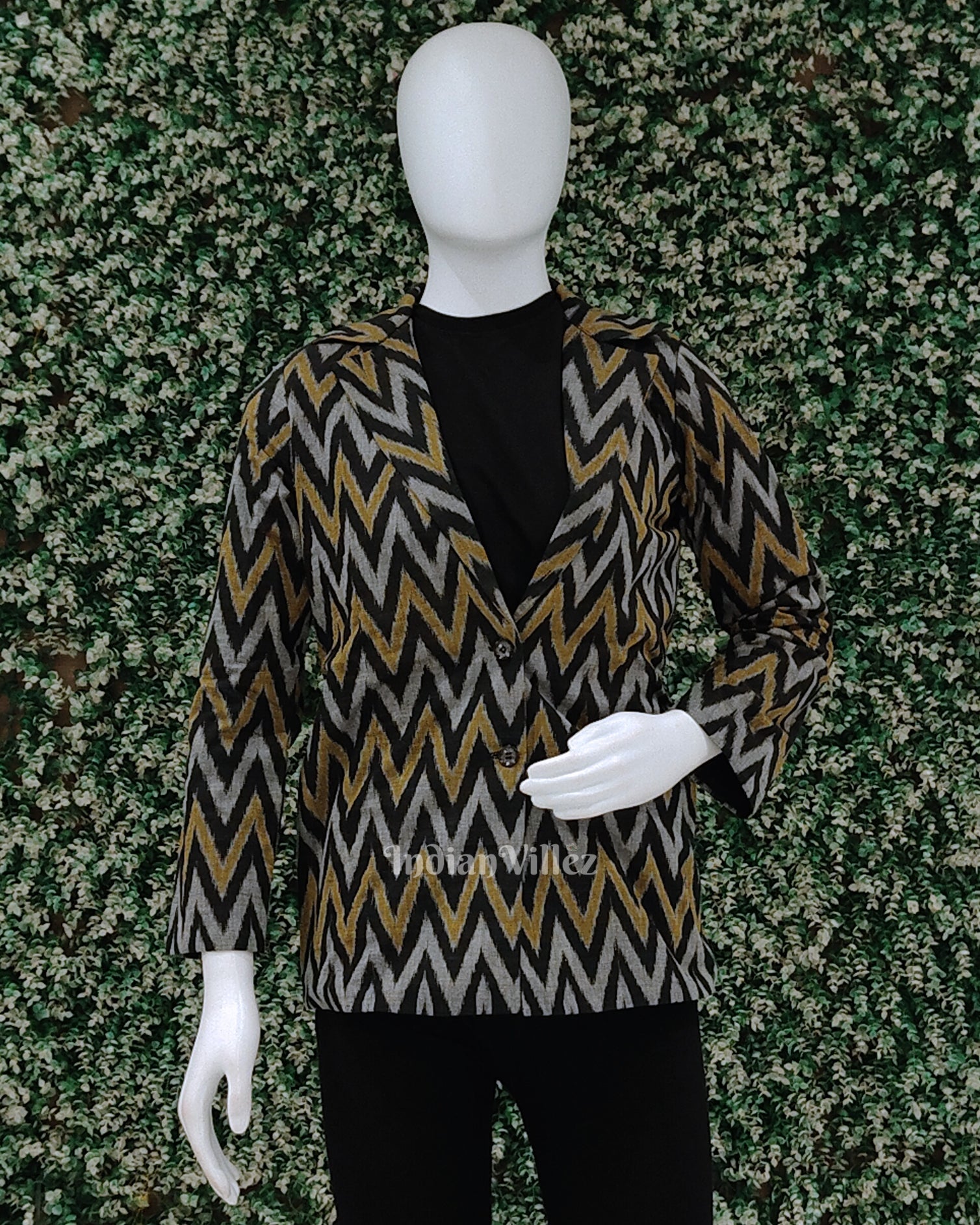 Black  Zig-Zag Odisha Ikat Women's Designer Blazer