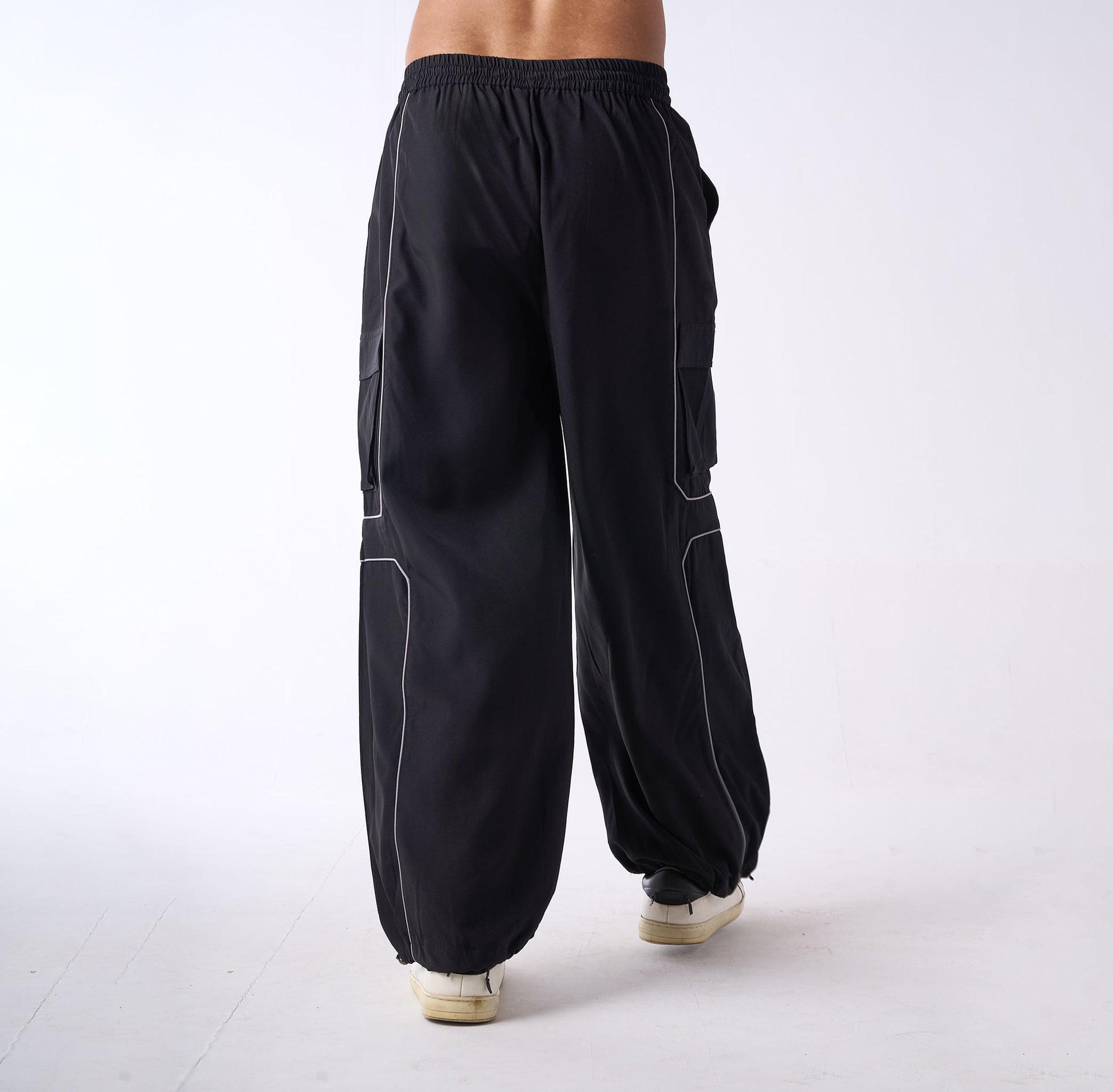 Black Piping Air Parachute Pants