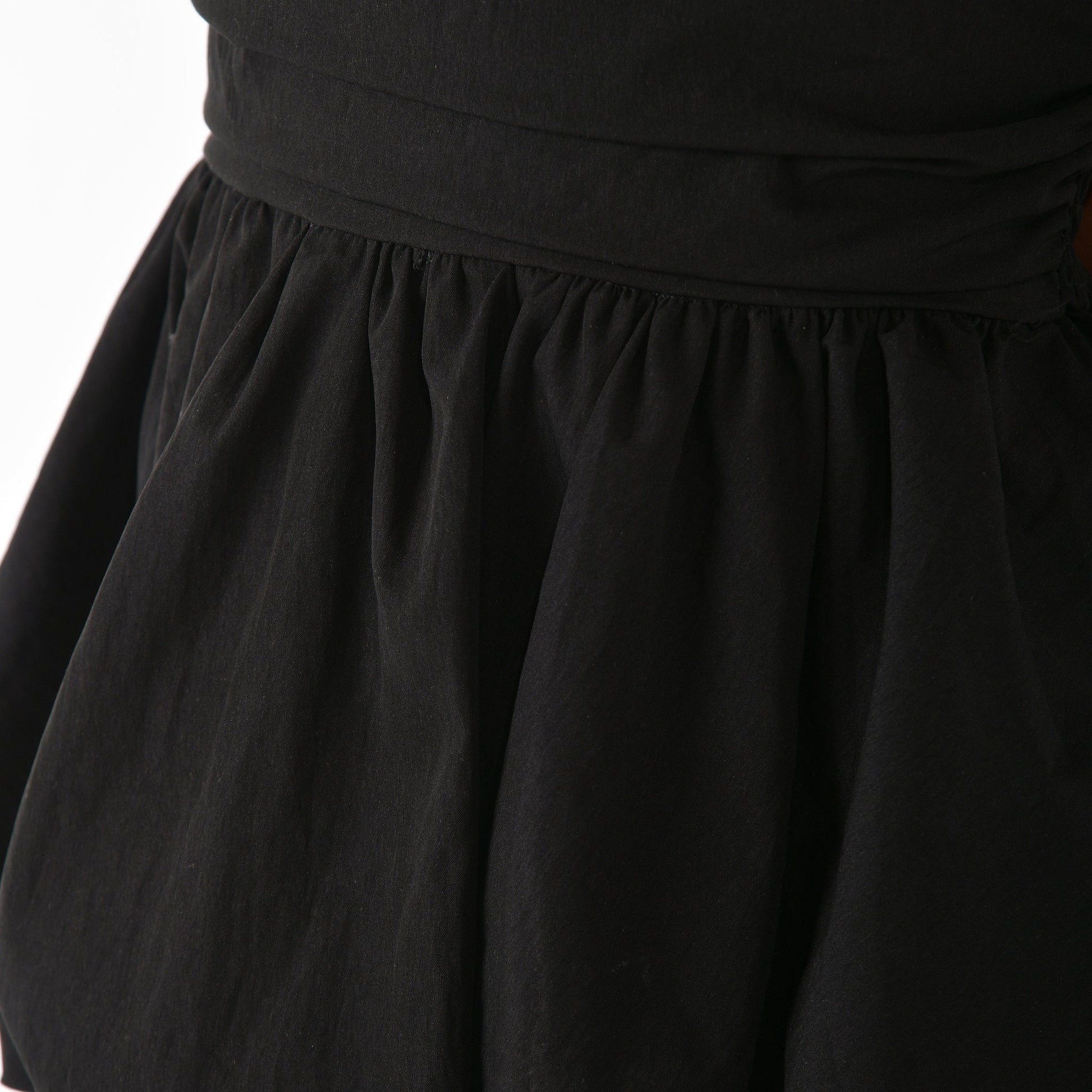 Black Off-shoulder Bubble Top