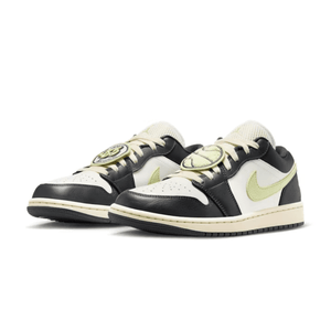 Jordan 1 Low SE Fall League (Women's)