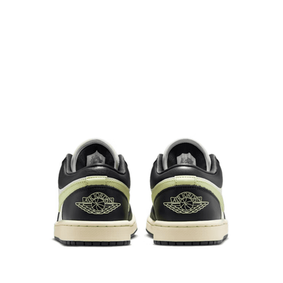 Jordan 1 Low SE Fall League (Women's)