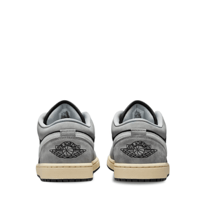 Air Jordan 1 Low SE Light Smoke Grey