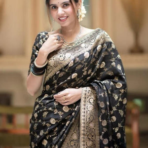 Black Banarasi Silk Saree With Blouse Piece