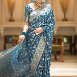 Rama Banarasi Silk Saree With Blouse Piece