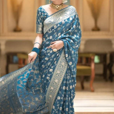 Rama Banarasi Silk Saree With Blouse Piece