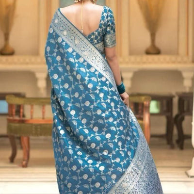 Rama Banarasi Silk Saree With Blouse Piece