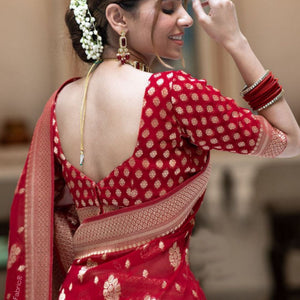 Red Banarasi Silk Saree With Blouse Piece