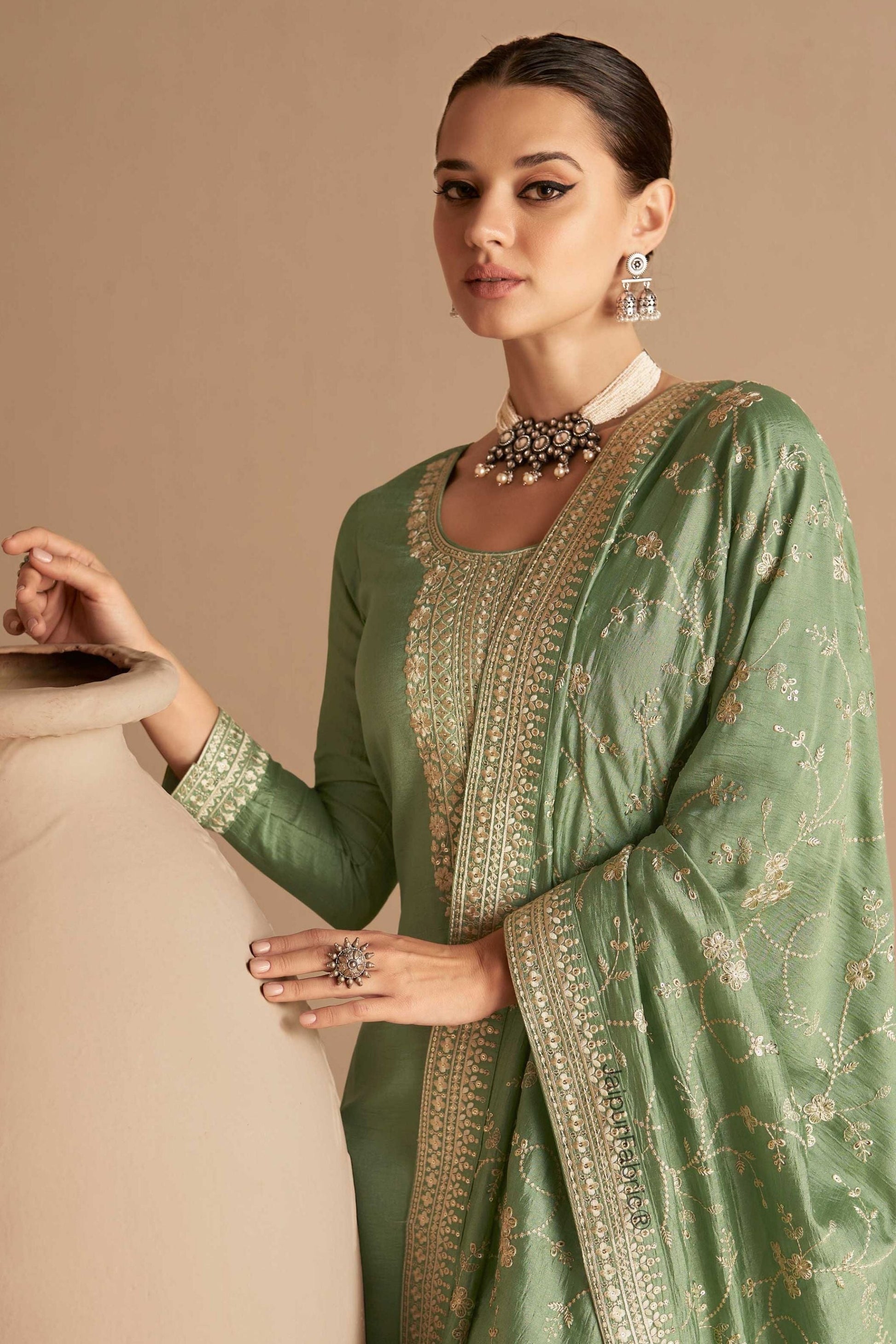 Green Chinon Silk Plus Size (Upto 5Xl Size) Kameez Pant Suit For Indian Festivals & Weddings - Thread Embroidery Work