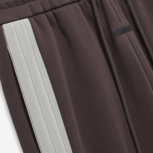 Adidas | FEAR OF GOD ATHLETICS SOLID FLEECE SWEATPANT { BROWN
