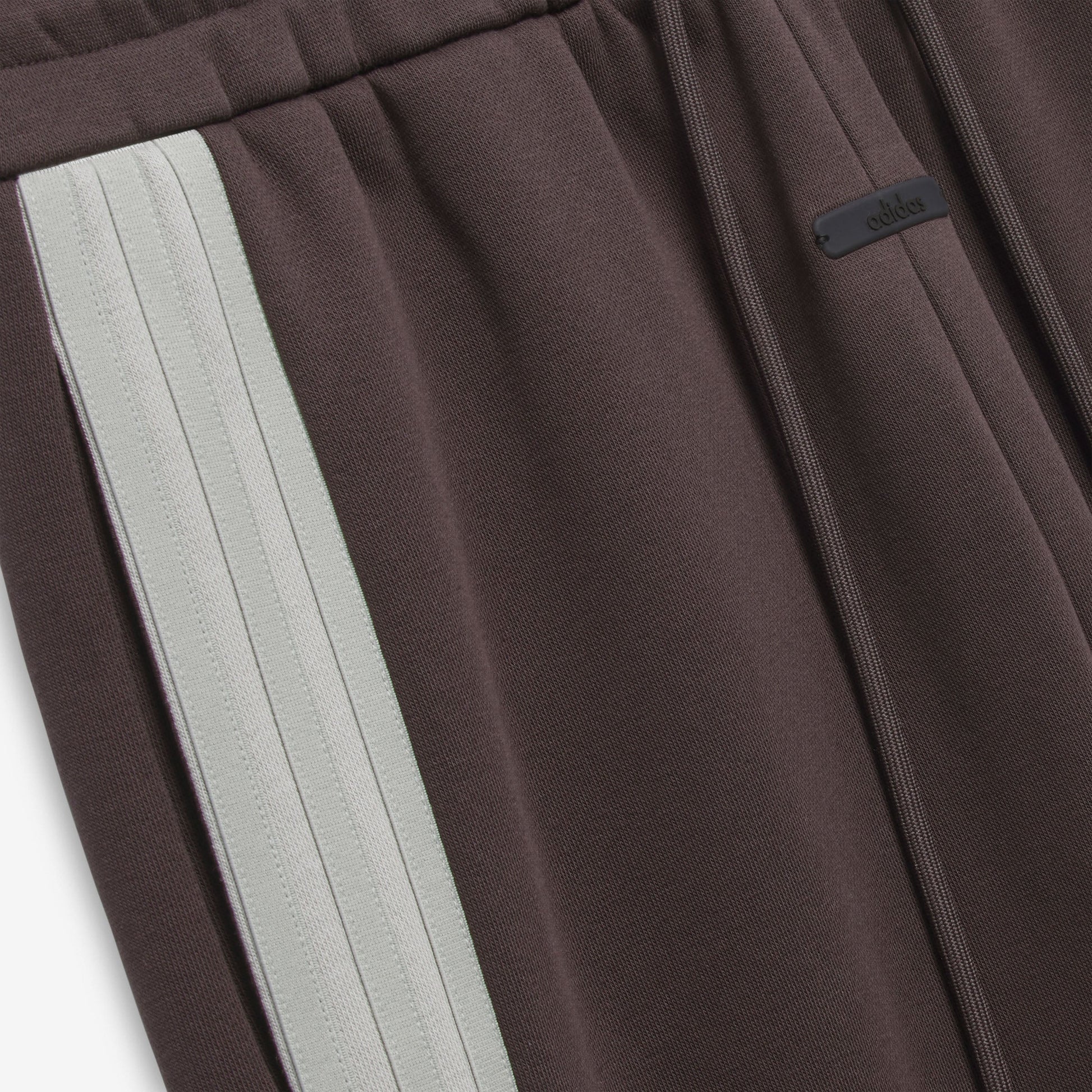 Adidas | FEAR OF GOD ATHLETICS SOLID FLEECE SWEATPANT { BROWN