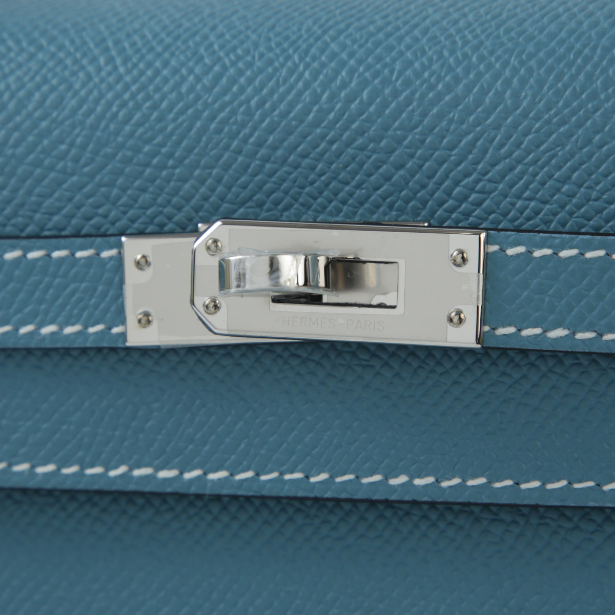HERMÈS Kelly 25 Sellier handbag in New Bleu Jean Epsom leather with Palladium hardware