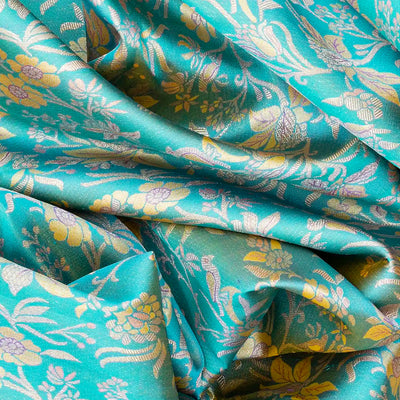 Turquoise Handloom Kanchipuram Silk Saree With Floral Motifs-Turquoise
