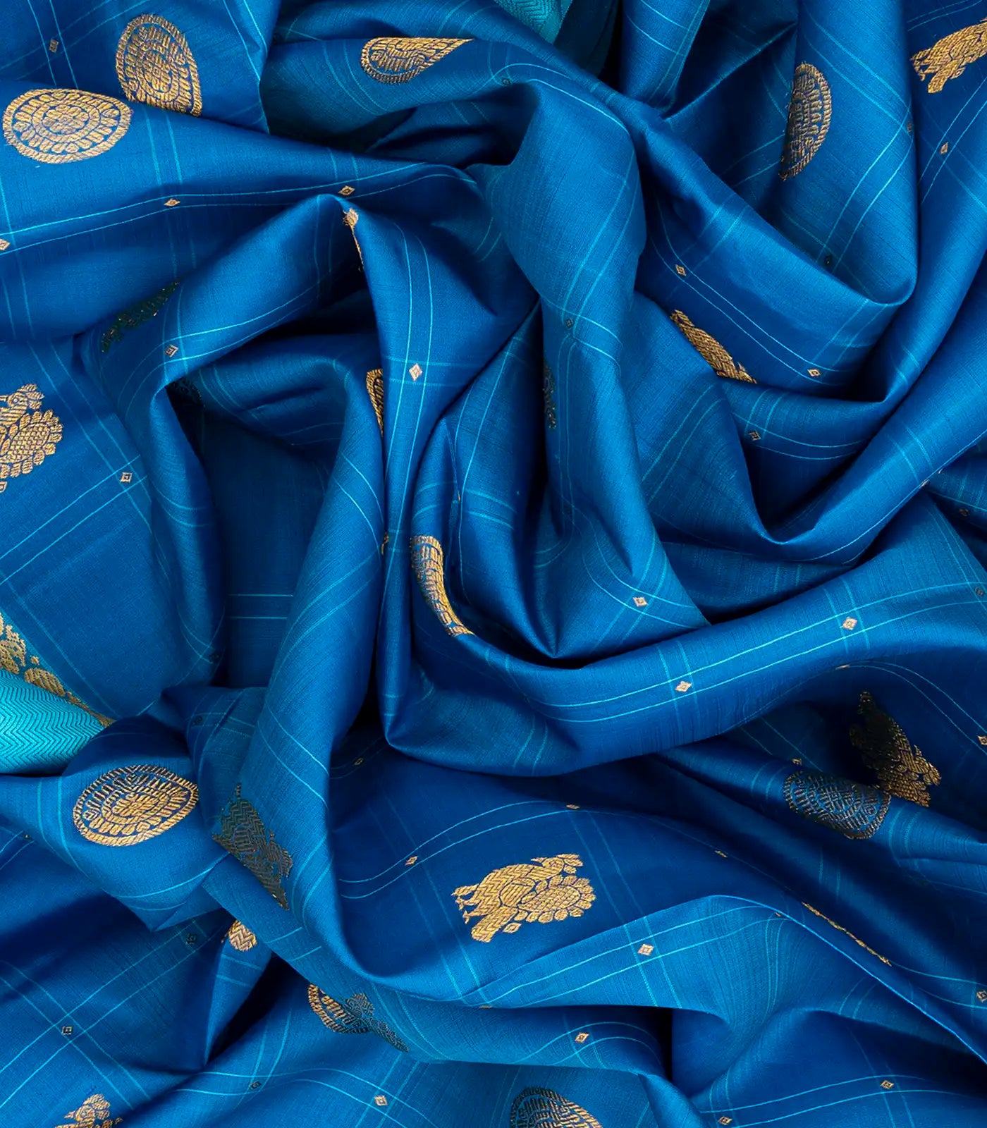 Blue Handloom Kanchipuram Silk Saree With Annam Chakaram Buttas-Blue