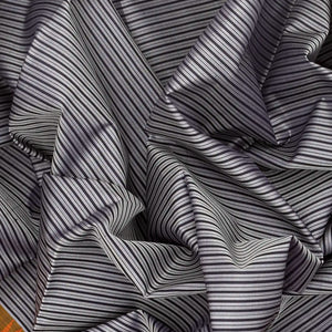 Grey Handloom Kanchipuram Korvai Silk Saree With Stripes-Grey