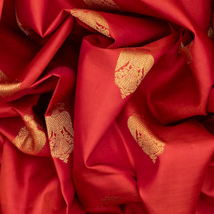 Red Handloom Kanchipuram Silk Saree With Gandaberunda Buttas-Red