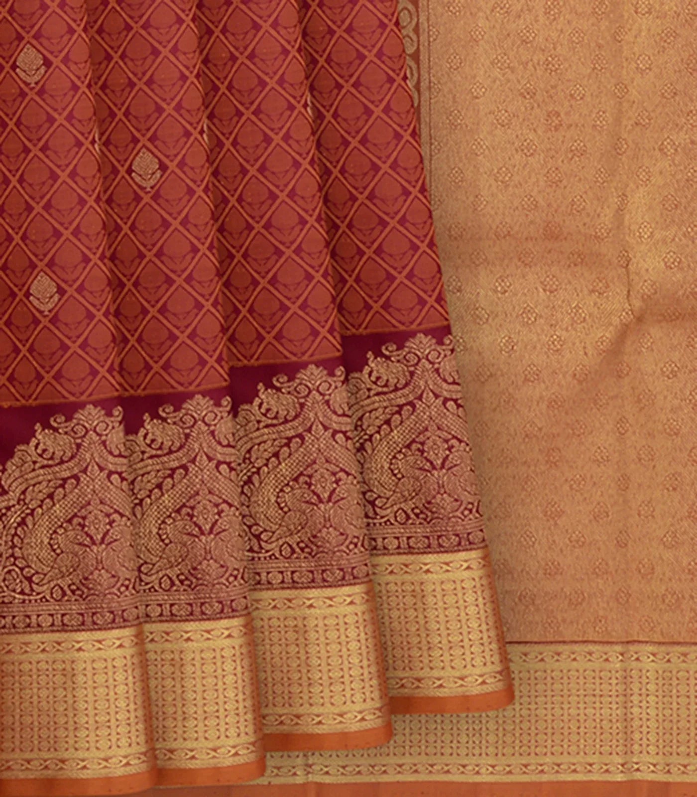 Crimson Handwoven Kanchipuram Silk saree With Floral Motifs