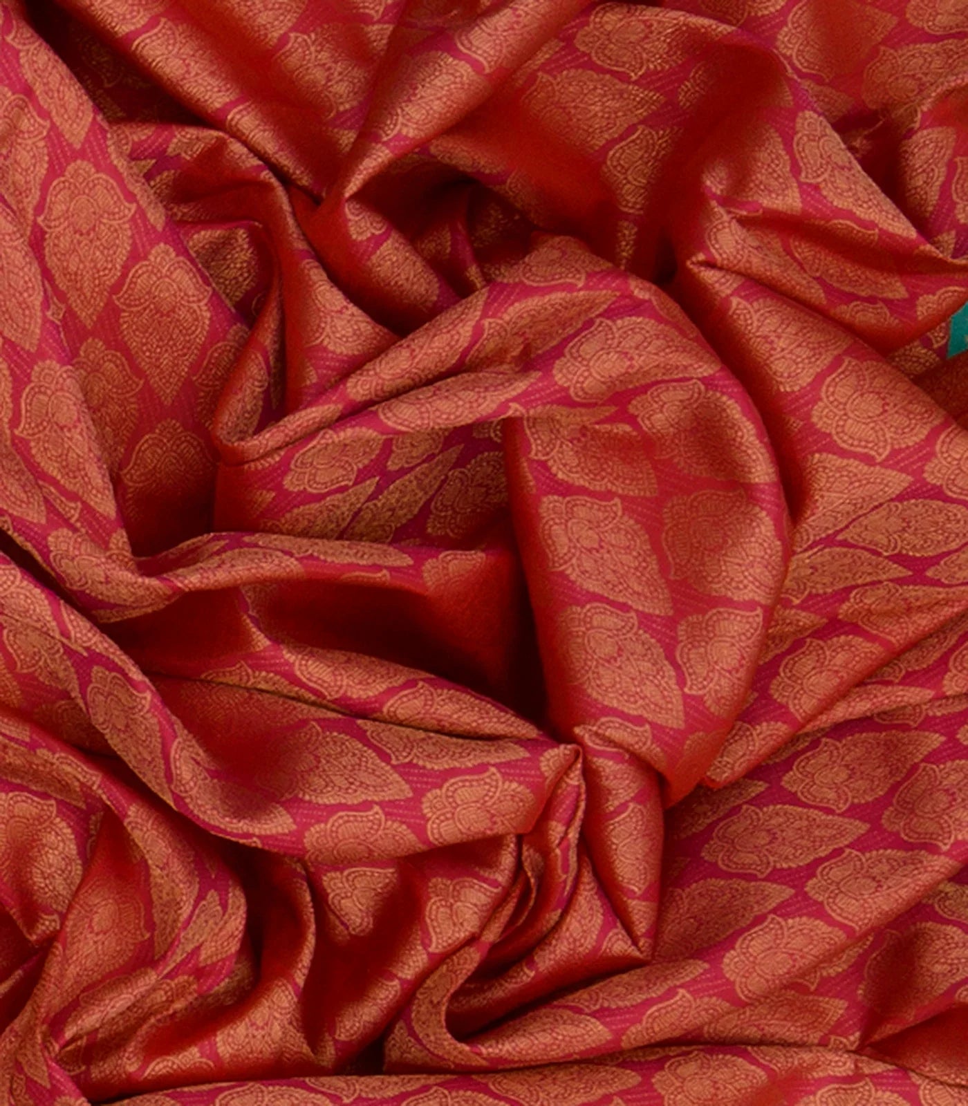 Red Handwoven Kanchipuram Korvai Silk Saree With Floral Motifs-Red