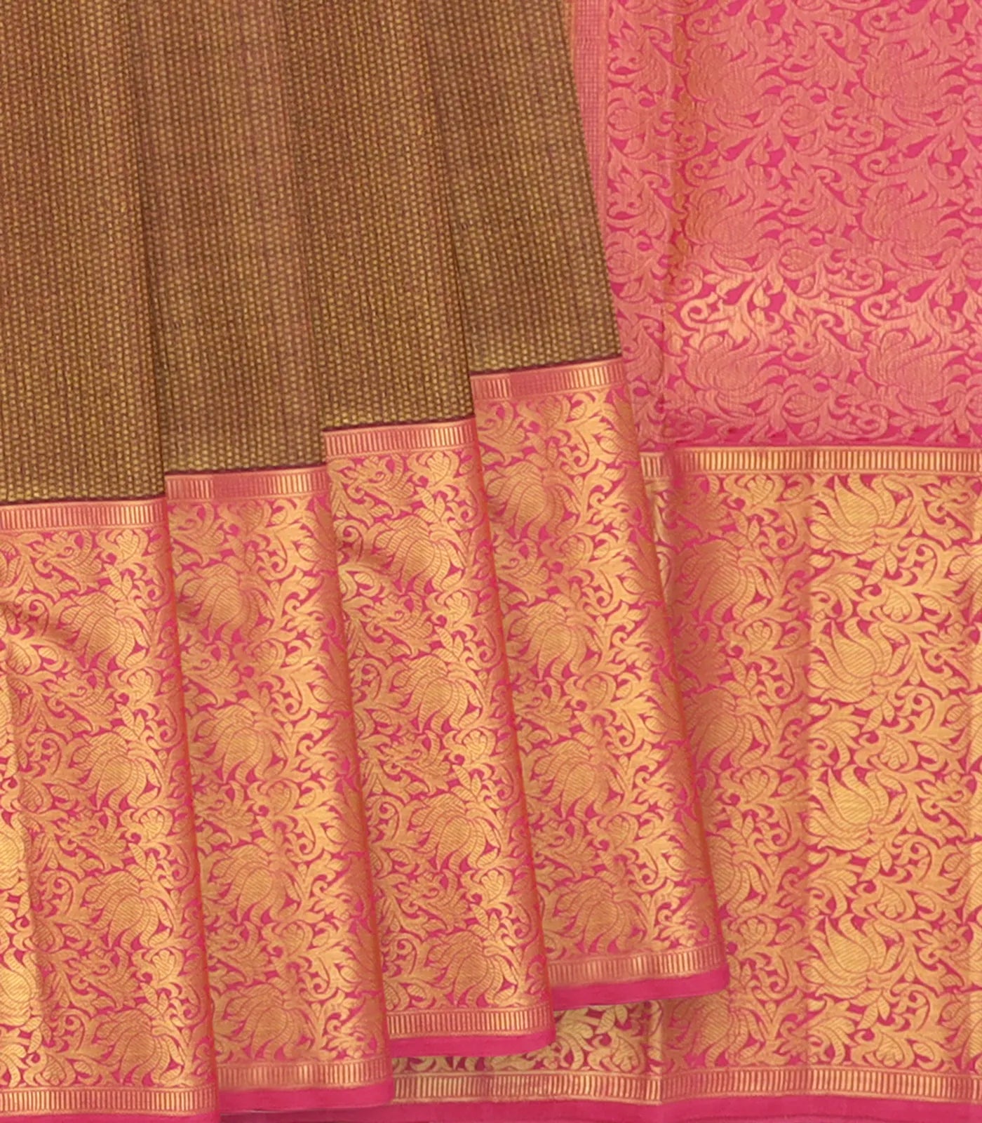 Sage Green Handwoven Kanchipuram Korvai Silk Saree With Dotted Motifs & Floral Vine Motifs In Contrast Pink Border-Sage Green
