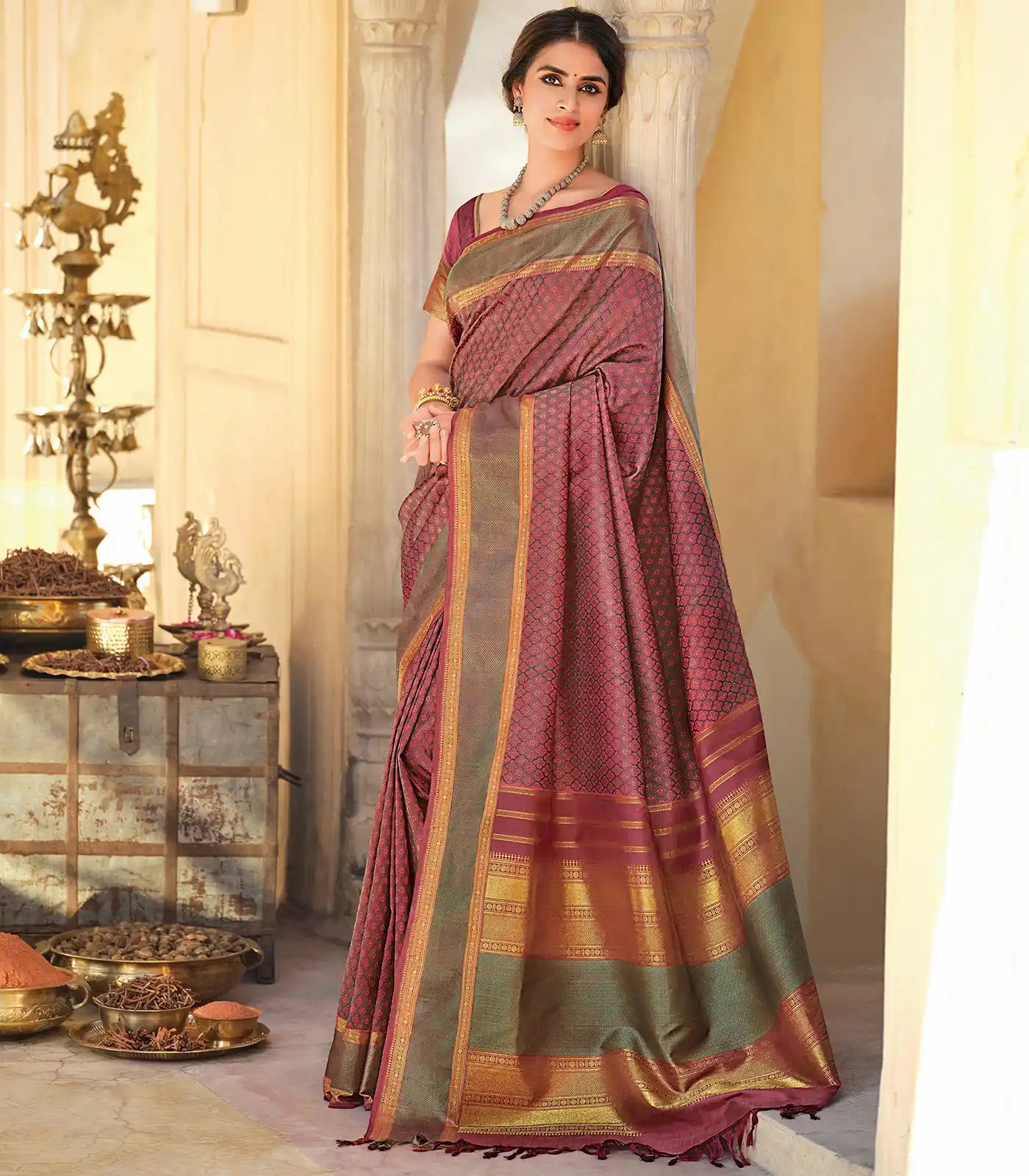 Dusty Pink Handloom Natural Dyed Silk Saree With Jaal Kamalam Motifs