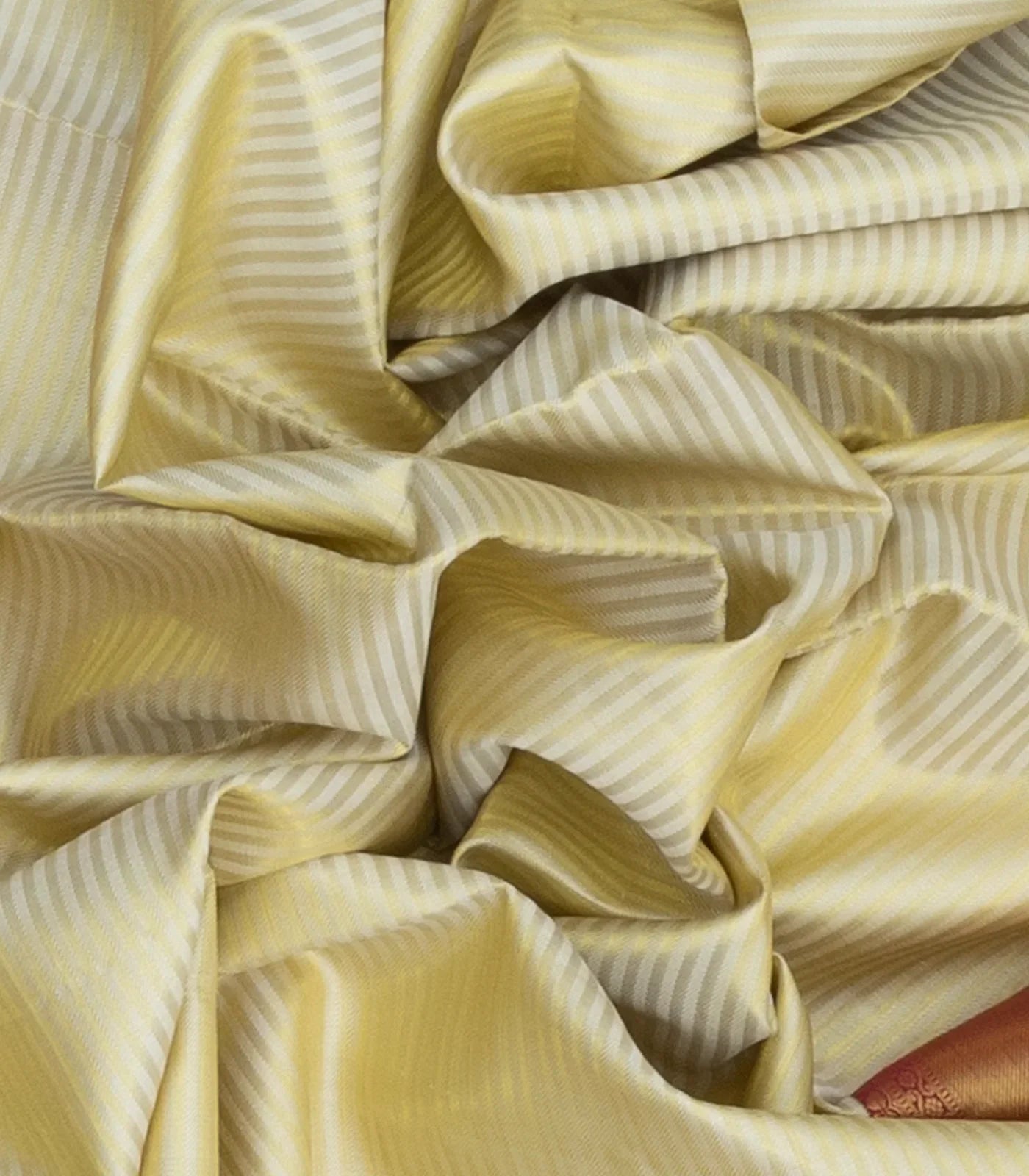 Off White Handloom Kanchipuram Korvai Silk Saree With Stripes & Annam Motifs In Border-Off White