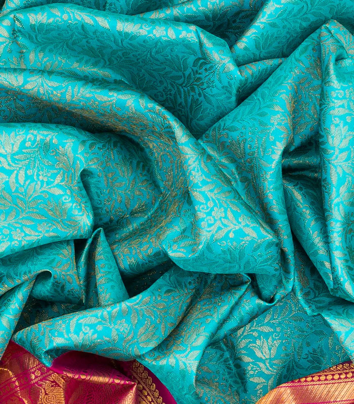Turquoise Handloom Kanchipuram Korvai Silk Saree With Floral Vine Motifs-Turquoise