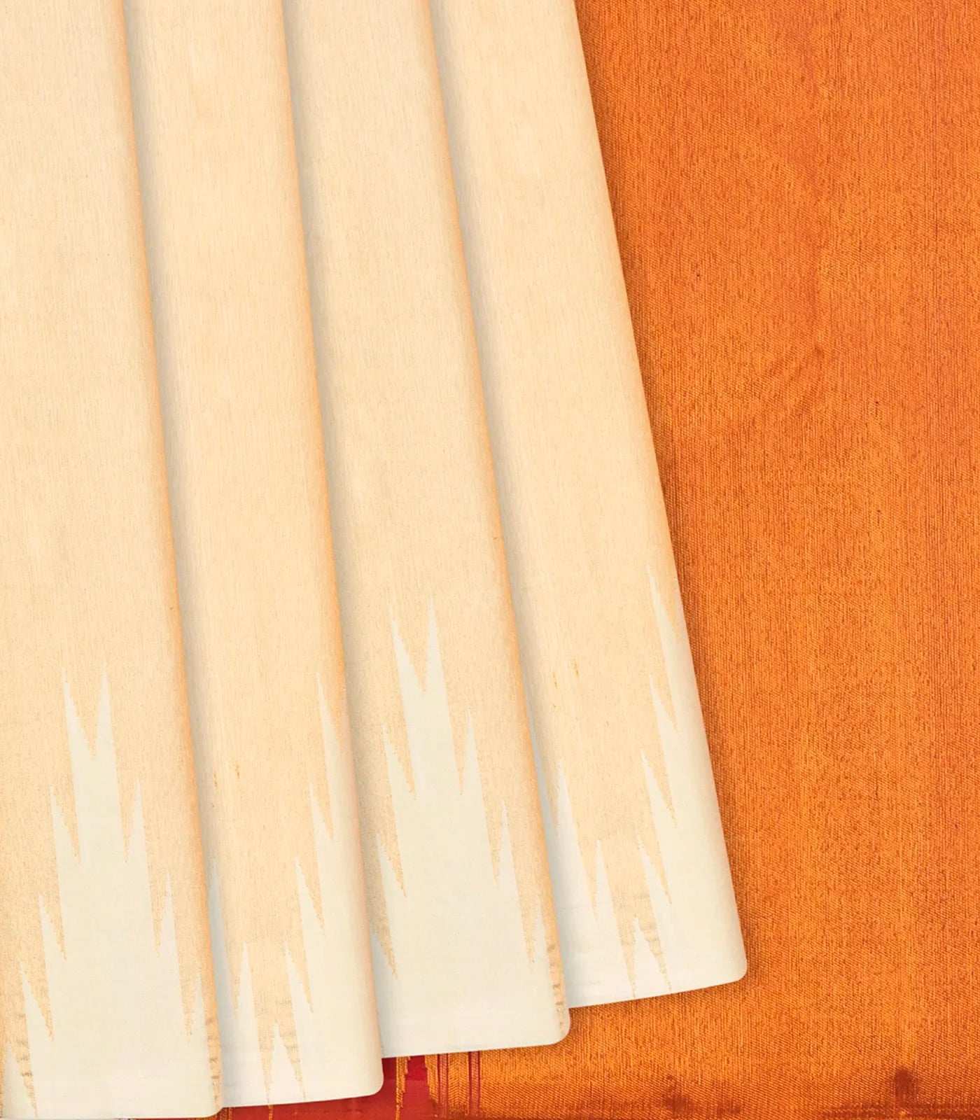 Cream Handloom Kanchipuram Korvai Silk Saree With Temple Border-Cream