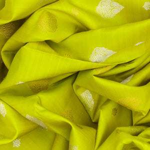 Neon Green Handloom Kanchipuram Korvai Silk Saree With Floral Motifs-Neon Green