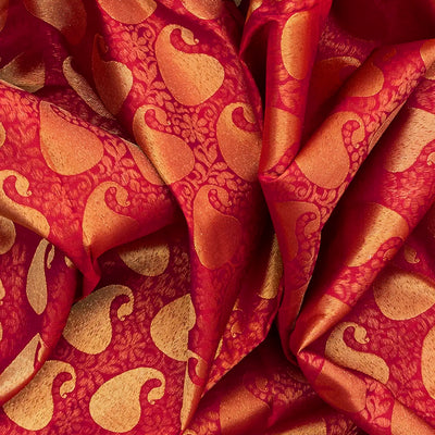 Crimson Handloom Kanchipuram Silk Saree With Mango Zari Motifs-Crimson