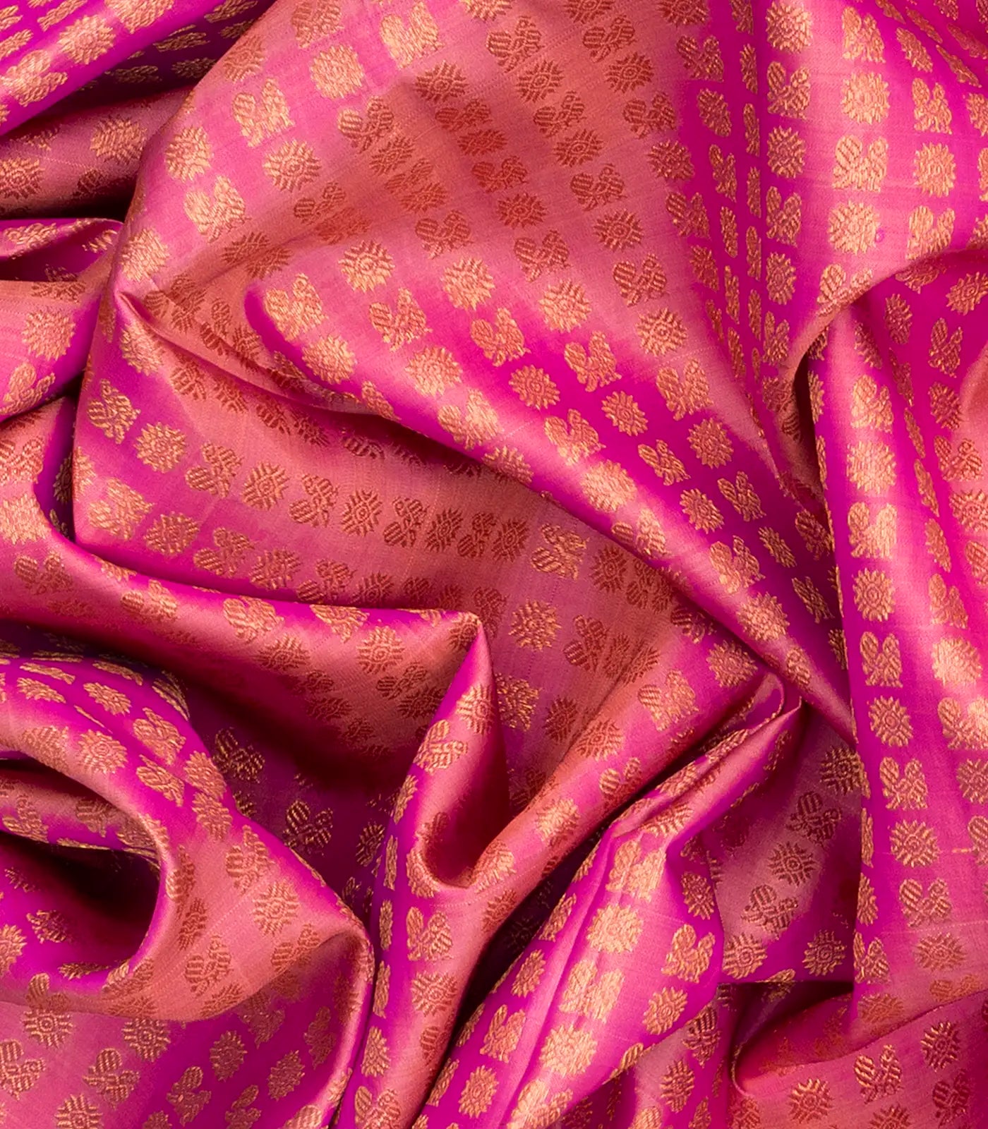 Pink Handloom Kanchipuram Silk Saree With Annam Chakaram Motifs -Pink