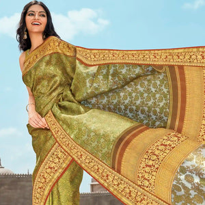 Green Ethreal Fusion Handloom Natural Dyed Lino Varna Silk Saree-Green
