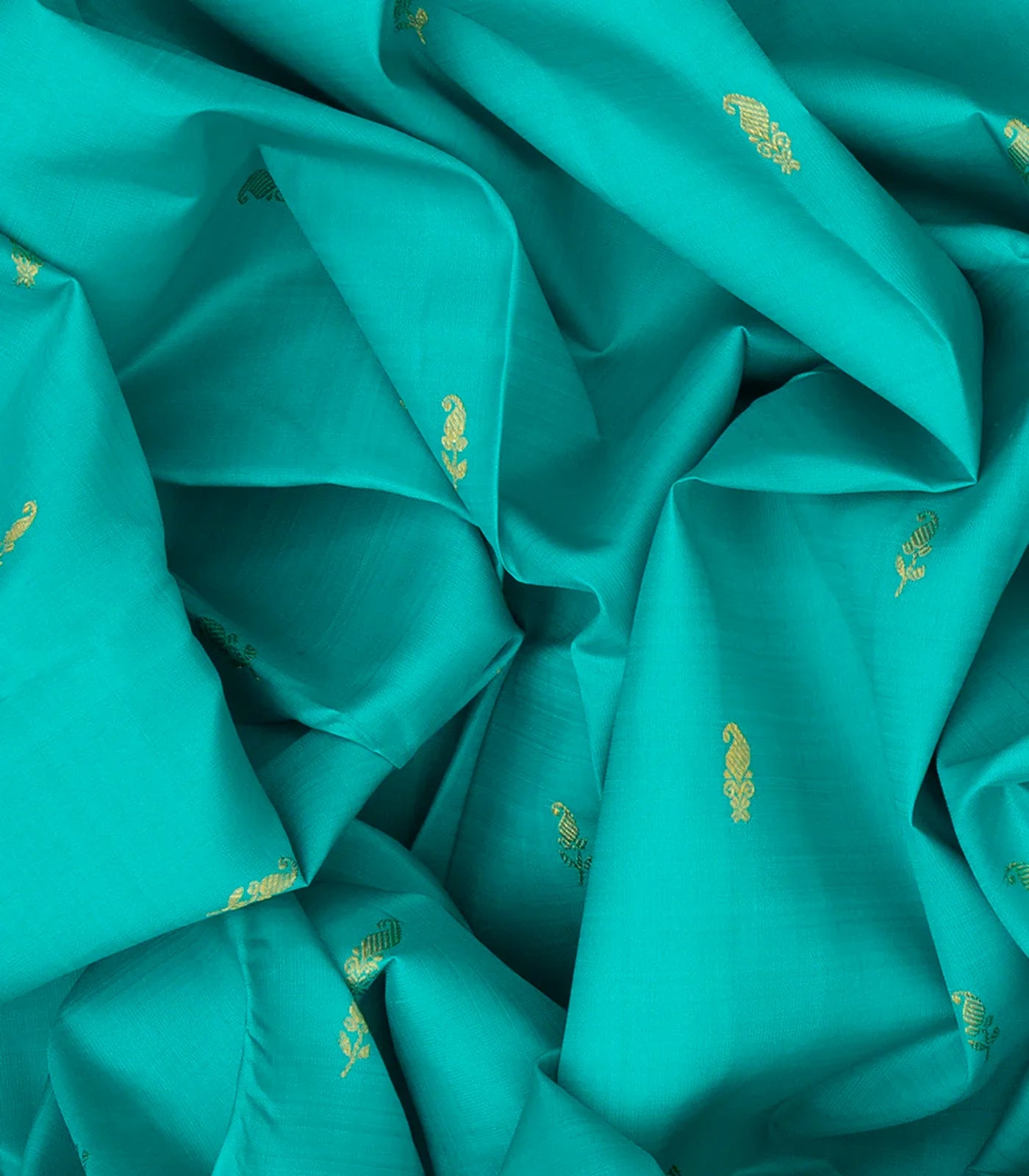 Turquoise Handloom Kanchipuram Korvai Silk Saree With Mango Buttas-Turquoise