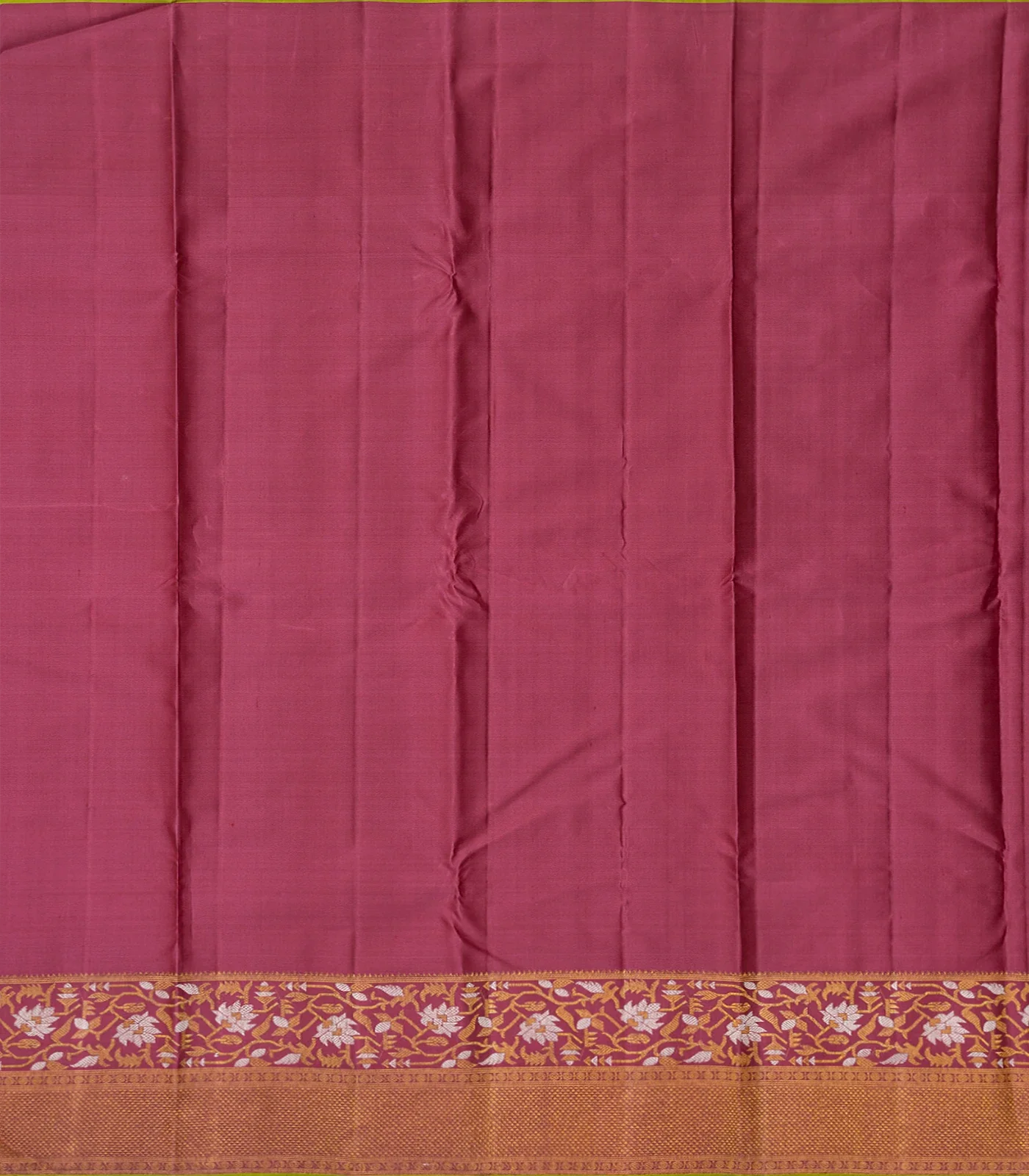 Light Peach Handwoven Kanchipuram Silk Saree With Floral Motifs-Light Peach