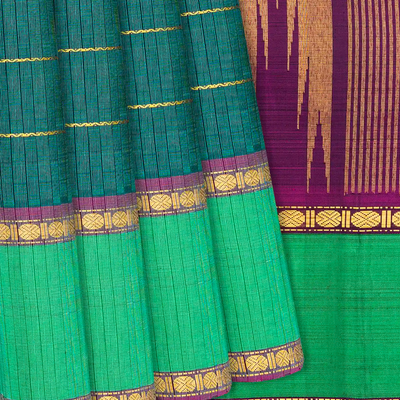 Sea Green Handloom Kanchipuram Payadi Silk Saree With Checks-Sea Green