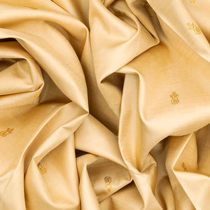 Cream Handloom Kanchipuram Korvai Silk Saree With Floral Buttas-Cream