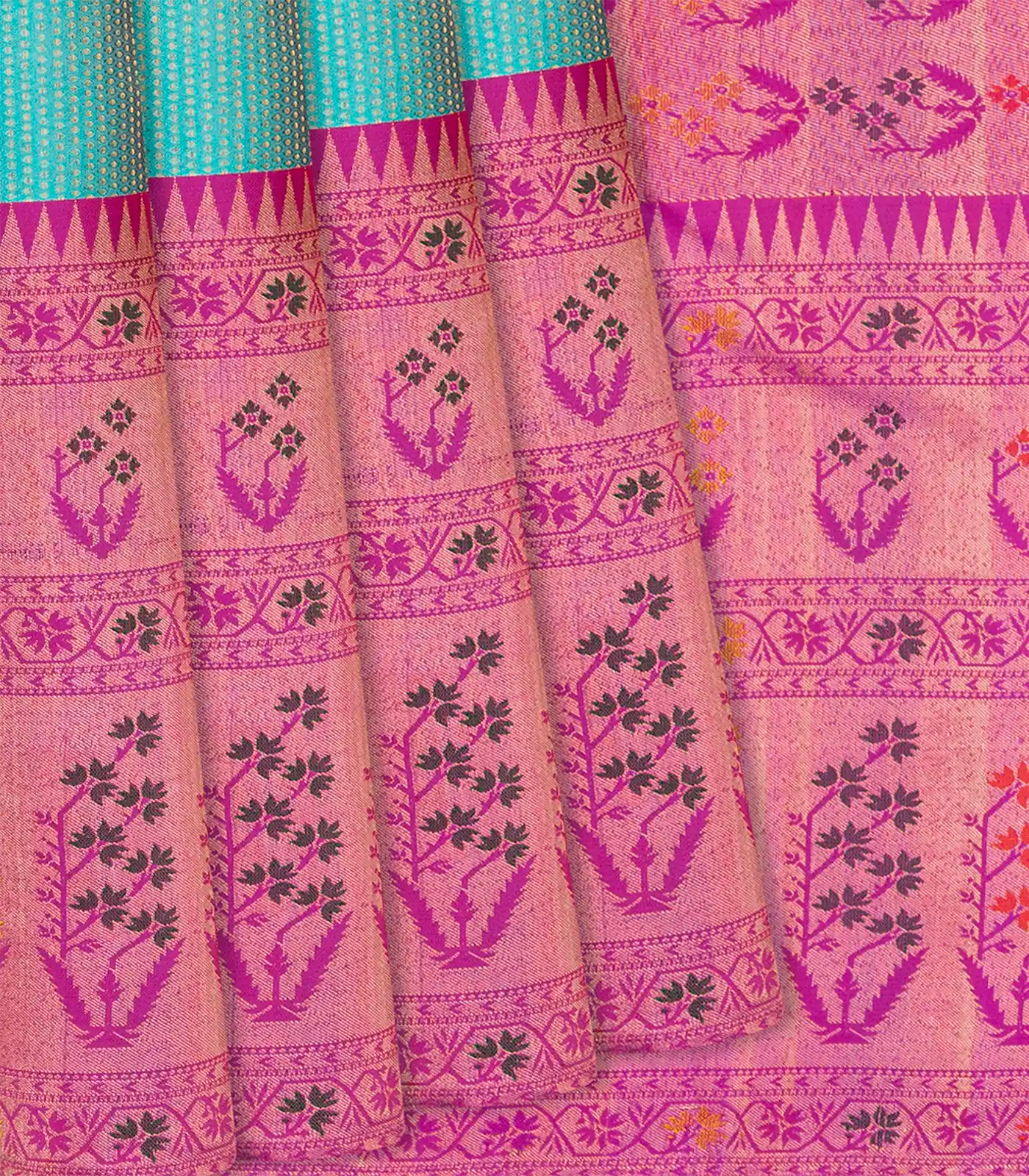 Turquoise Handloom Kanchipuram Korvai Silk Saree With Dotted Motifs-Turquoise