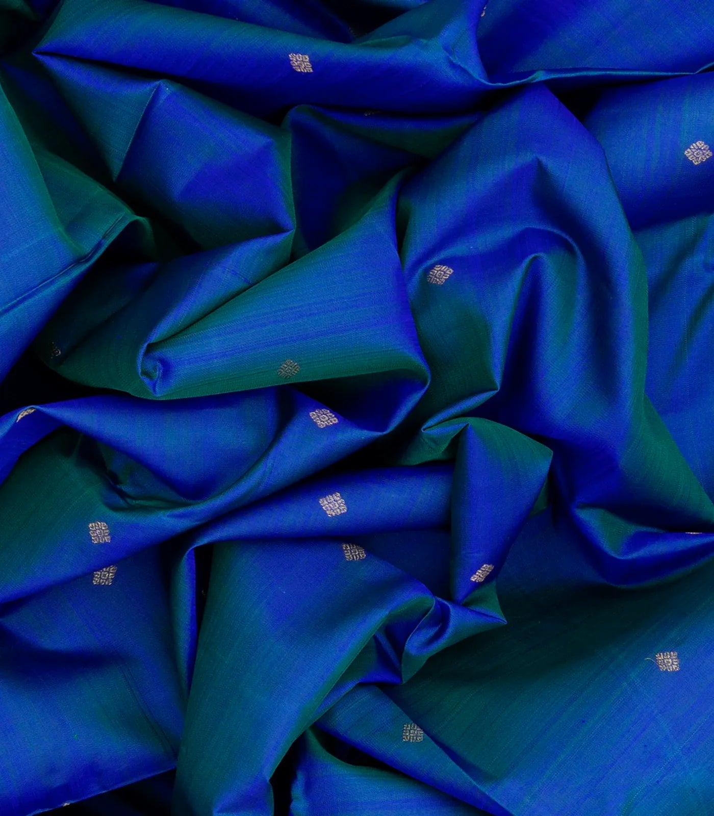 Blue Handloom Kanchipuram Silk Saree With Buttas-Blue