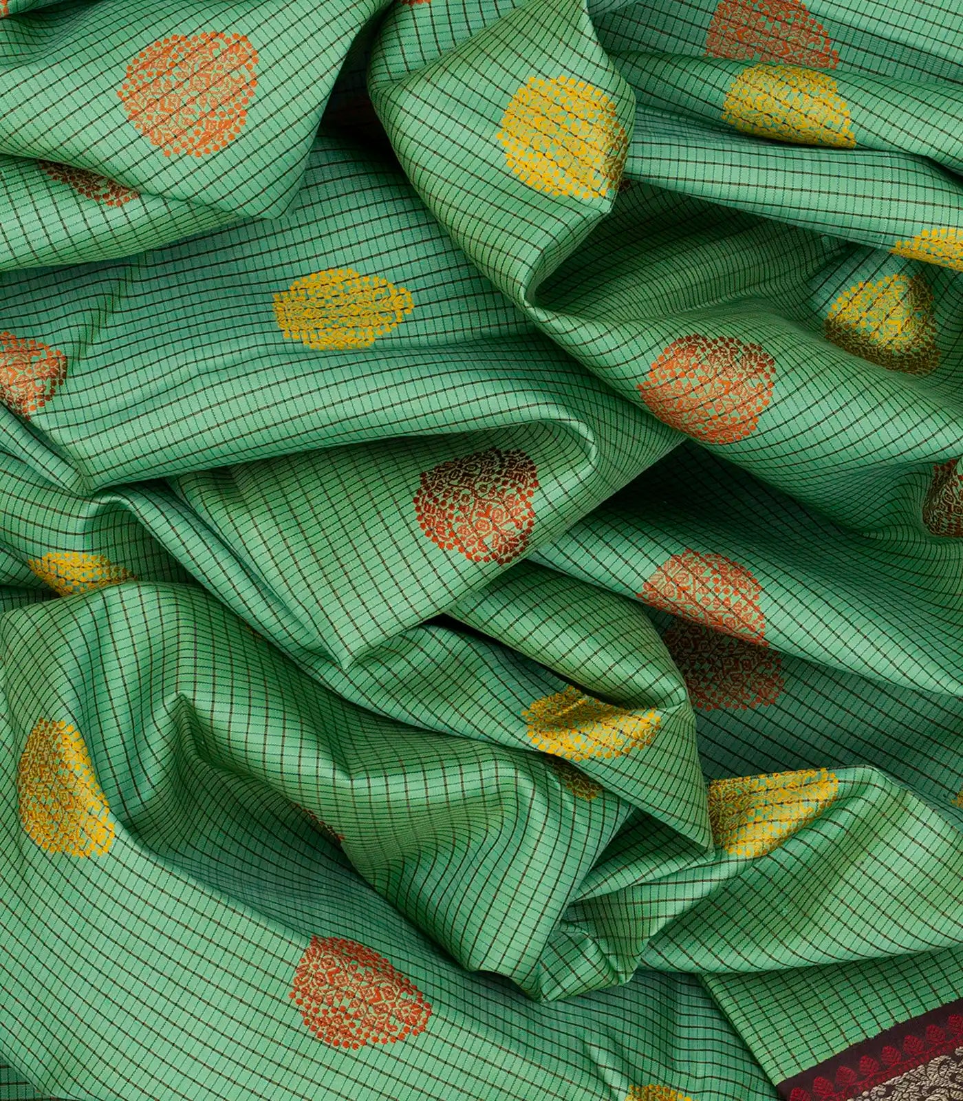 Pista Green Handloom Kanchipuram Korvai Silk Saree With Checks-Pista Green