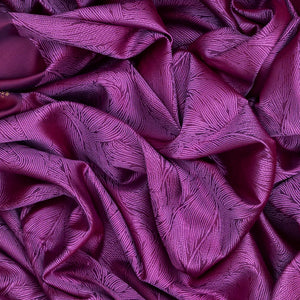 Magenta Handloom Kanchipuram Silk Saree With Abstract Motifs-Magenta