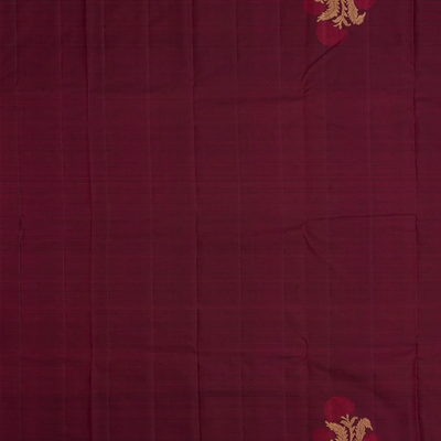 Green Handloom Kanchipuram Silk Saree With Broken Stripes-Green