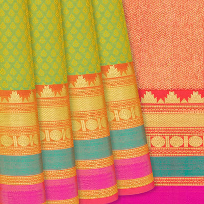 Green Handloom Kanchipuram Silk Saree With Floral Motifs-Green