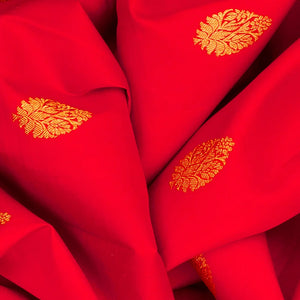Red Handloom Kanchipuram Silk Saree With Floral Buttas-Red