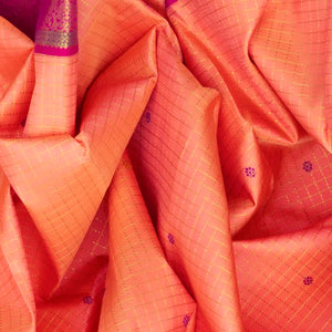 Light Peach Handloom Kanchipuram Korvai Silk Saree With Checks-Light Peach