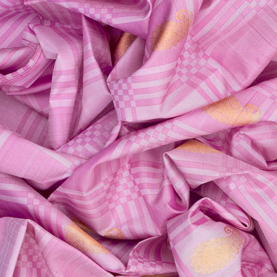 Baby Pink Handloom Kanchipuram Payadi Silk Saree With Mango Buttas-Baby Pink