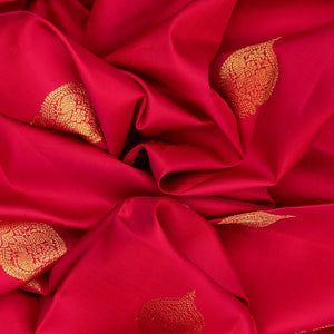 Pink Handloom Kanchipuram Silk Saree With Peacock Buttas-Pink