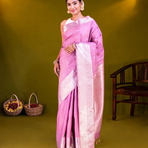 Lavender Handloom Kanchipuram Silk Saree With Kamalam Motifs-Lavander