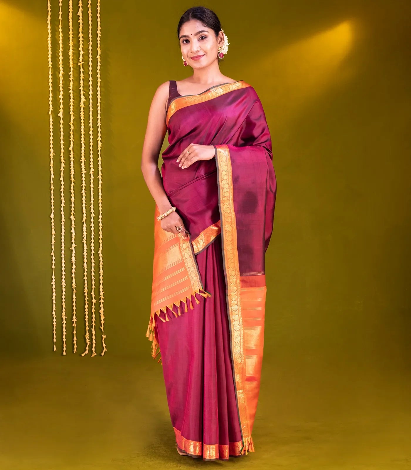 Maroon Handloom Kanchipuram Silk Saree With Annam Motifs In Border-Maroon