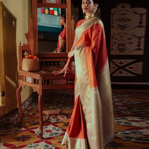 Orange Handloom Kanchipuram Korvai Silk Saree With Annam Chakaram Motifs-Orange