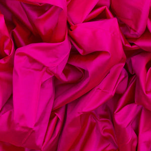 Hot Pink Handloom 9 Yards Silk Saree With Zari Border-Hot Pink